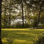 Lesna Przystan Dwupoziomowe Nad Jeziorem 베고르제포