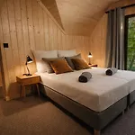 Lesna Przystan Dwupoziomowe Nad Jeziorem *