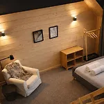 Lesna Przystan Dwupoziomowe Nad Jeziorem Węgorzewo