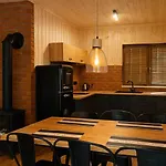 Lesna Przystan Dwupoziomowe Nad Jeziorem