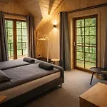 Lesna Przystan Dwupoziomowe Nad Jeziorem